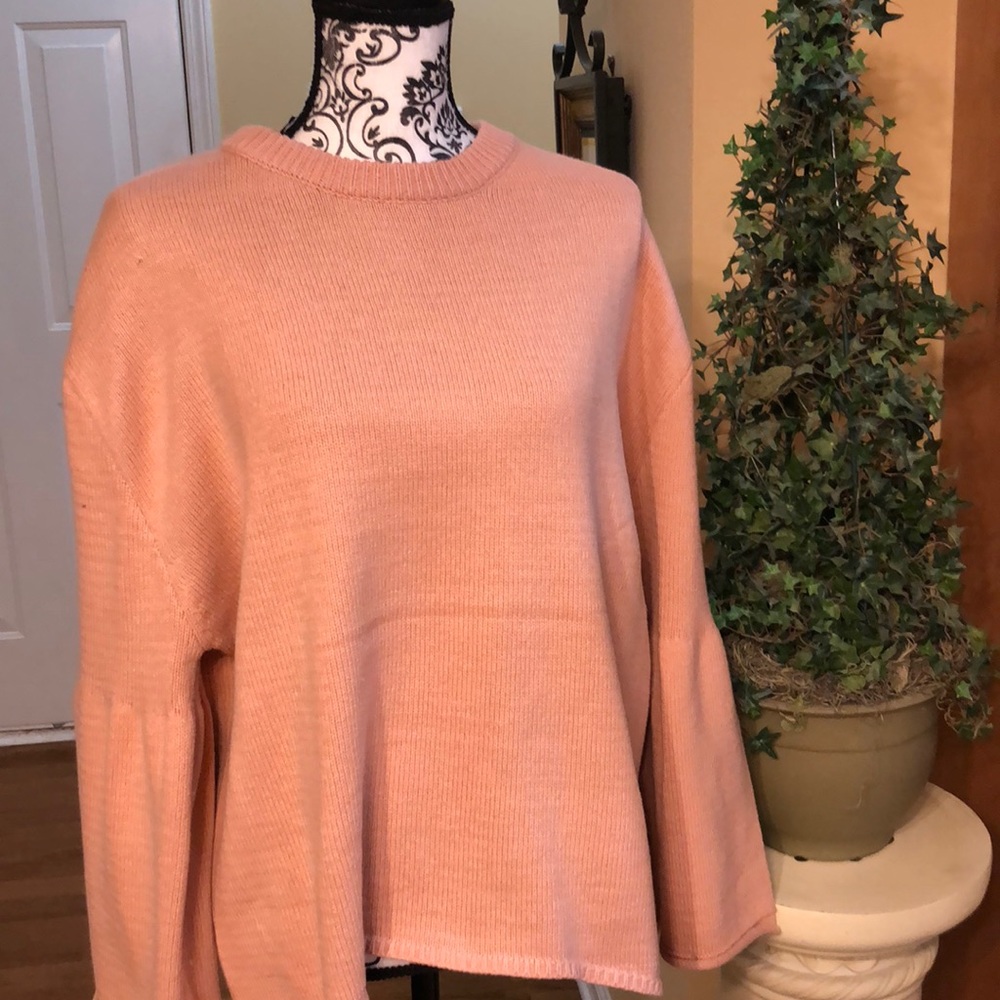 Stunning Peach Distressed Sweater with Bell S. New - Picture 1 of 5